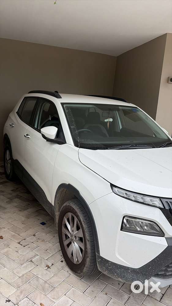 Skoda Kylaq Signature At 2025