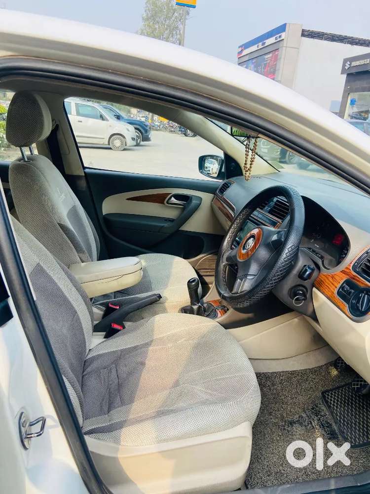 Volkswagen Vento 2013 Petrol 78000 Km Driven