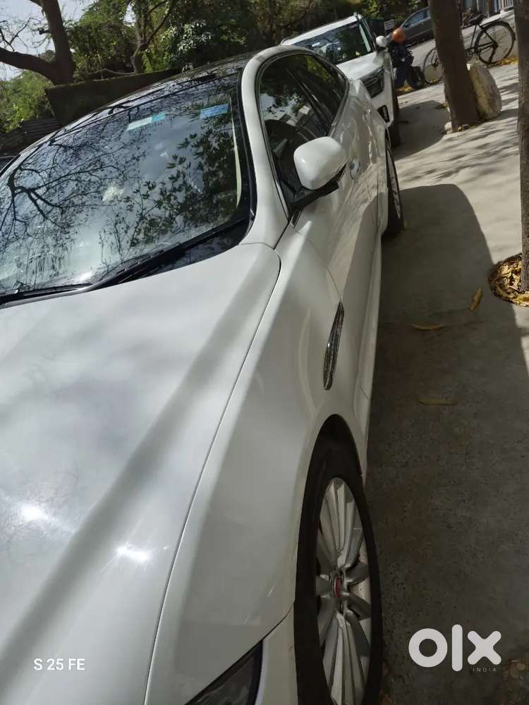 Jaguar Xj 2017 Petrol 46143 Km Driven