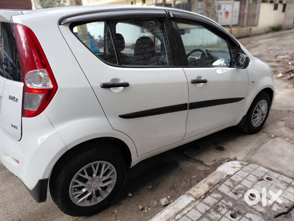 Maruti Suzuki Ritz Vxi, 2014, Petrol
