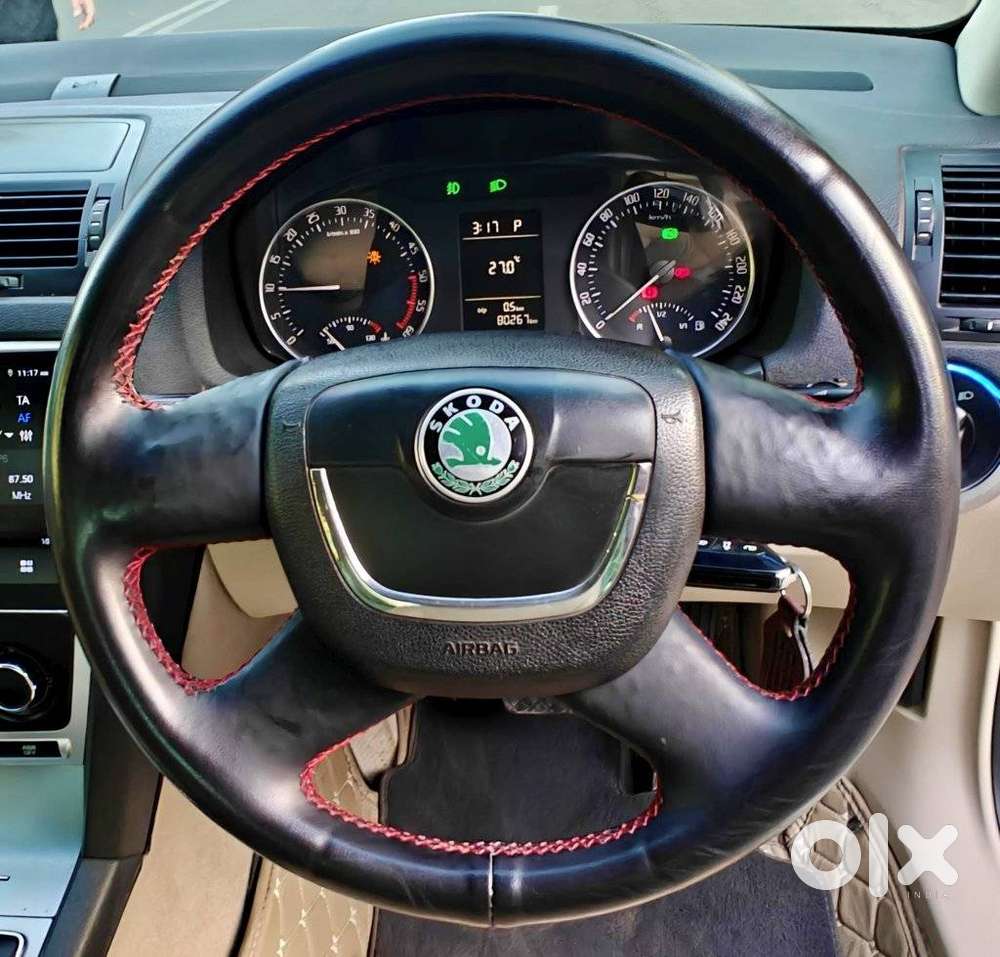 Skoda Laura Elegance 2.0 Tdi Cr At, 2012, Diesel