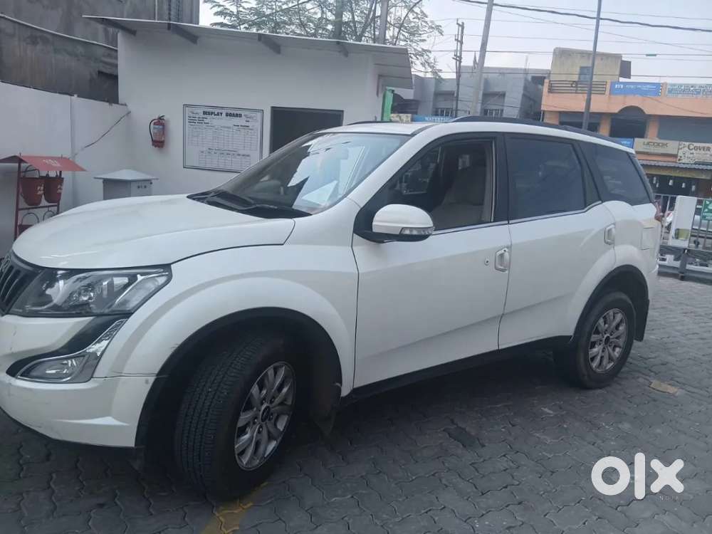 Mahindra Xuv500 At W10 Fwd, 2017, Diesel