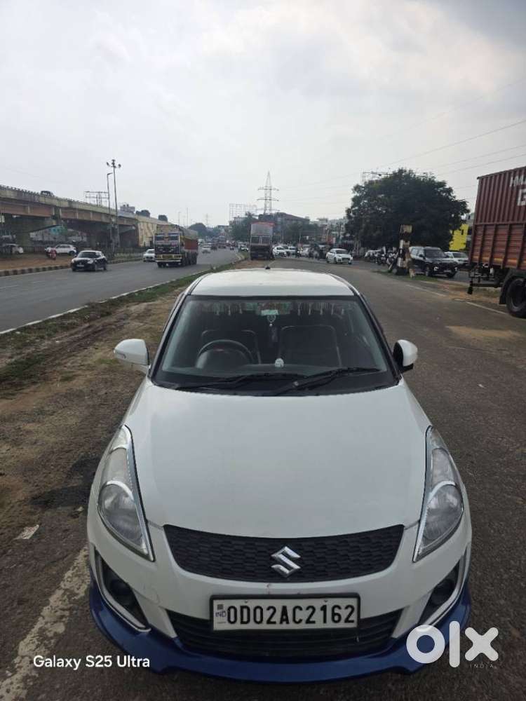 Maruti Suzuki Swift 1.2 Vxi (o), 2016, Petrol