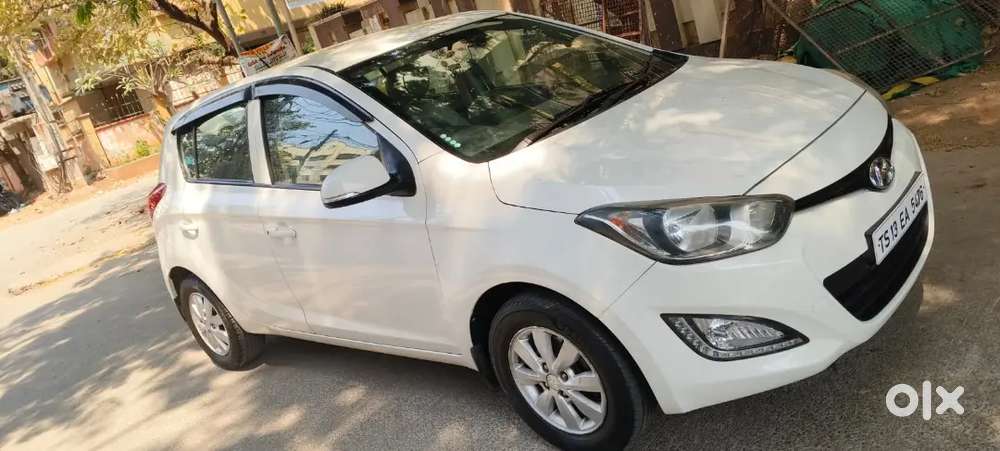 Hyundai I20 2014 Petrol 68000 Km Driven