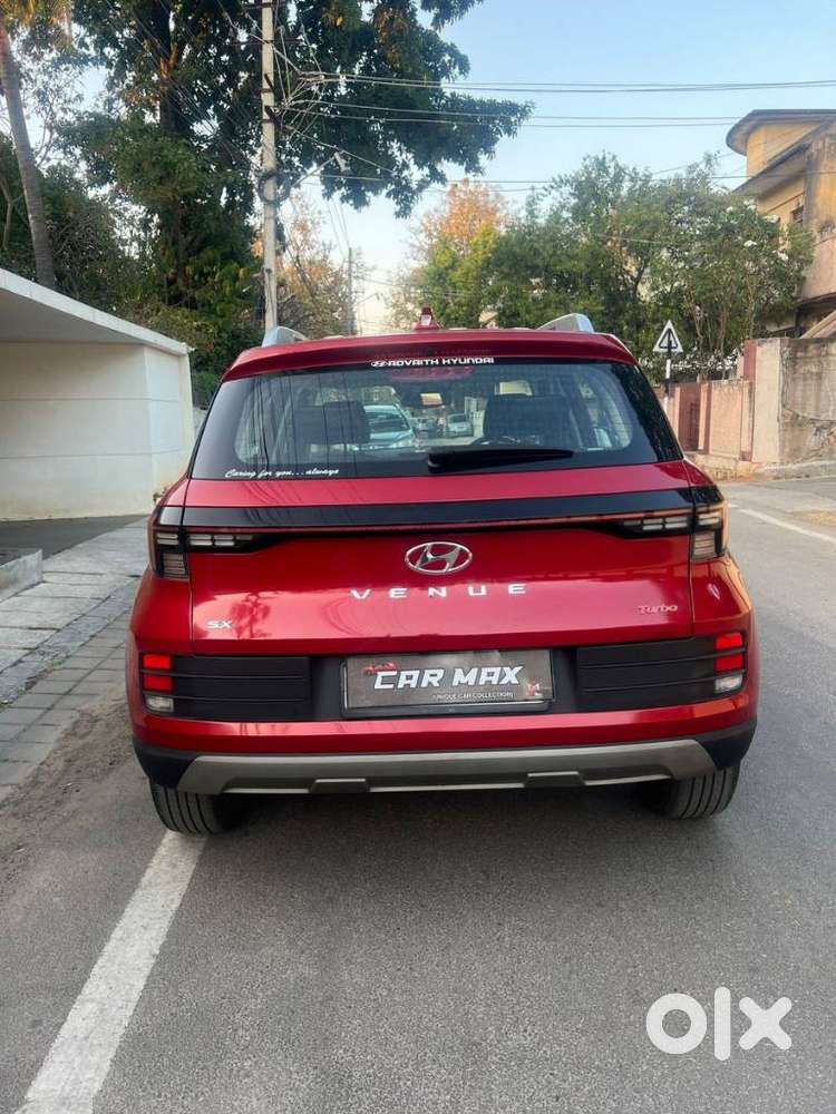 Hyundai Venue 1.0 Sx (o) Turbo Dct, 2022, Petrol