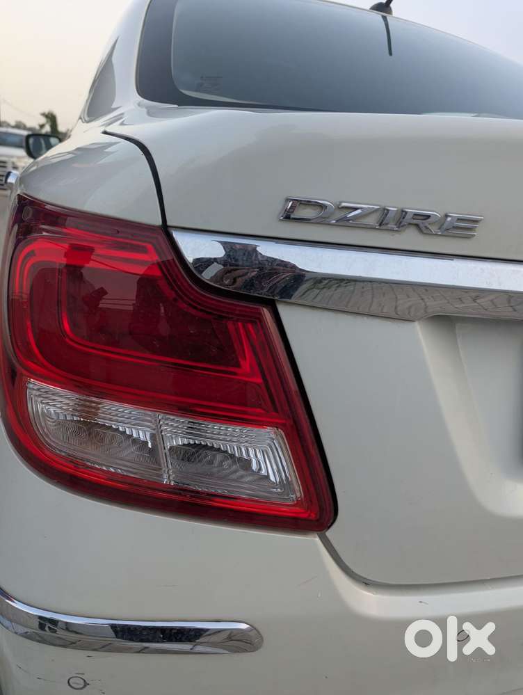 Maruti Suzuki Dzire Vxi Ags, 2021, Petrol
