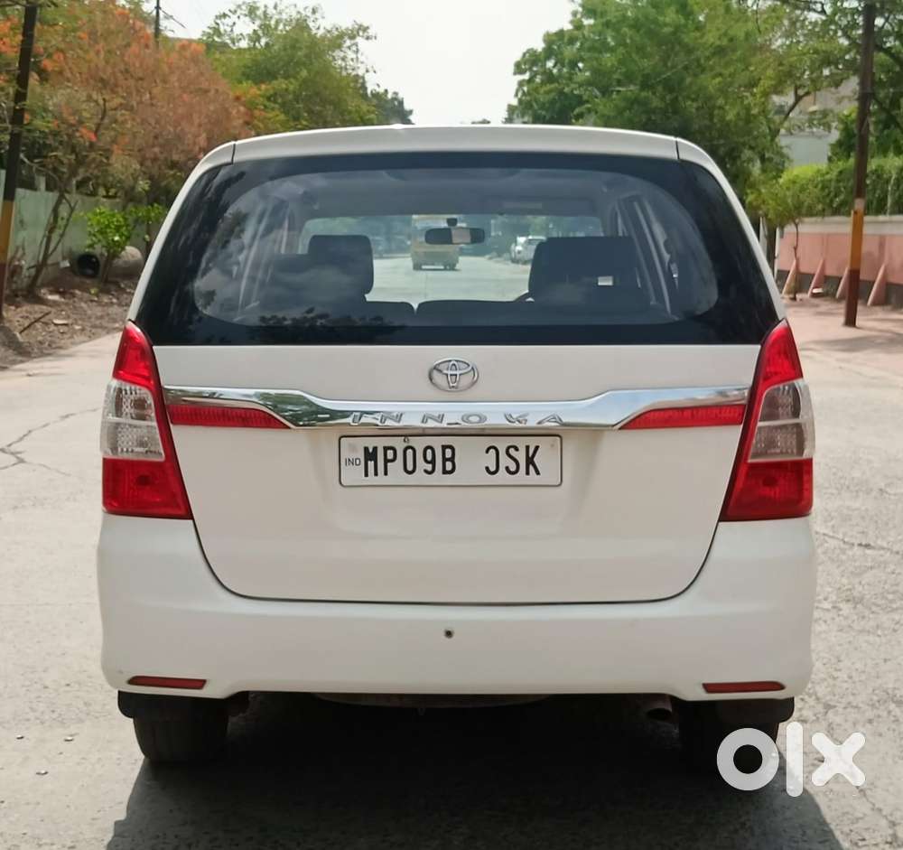 Toyota Innova 2.5 G (diesel) 8 Seater, 2016, Diesel