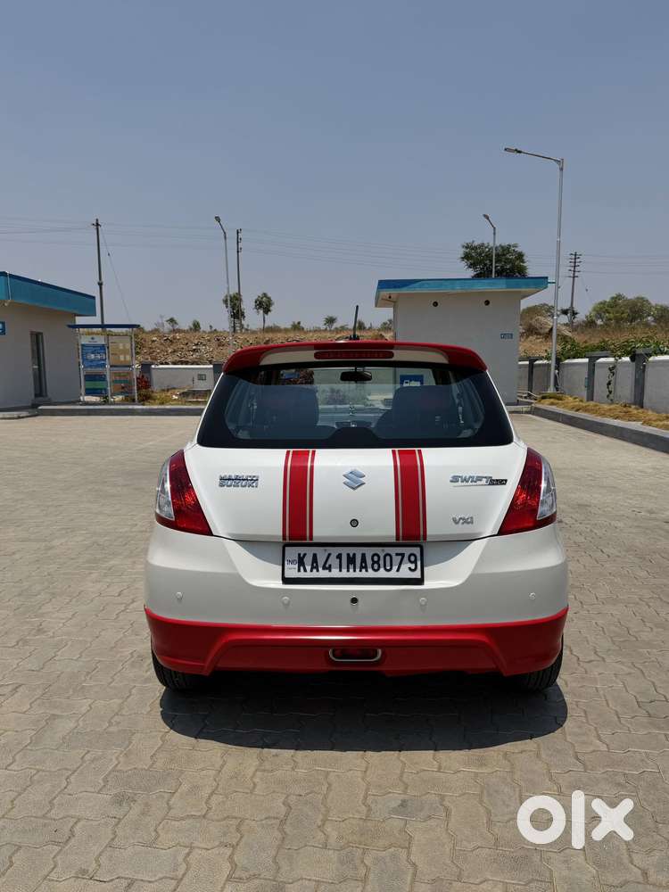 Maruti Suzuki Swift Vxi Glory Limited Edition, 2017, Petrol