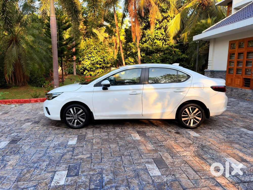 Honda City 2023 Petrol Well Maintained