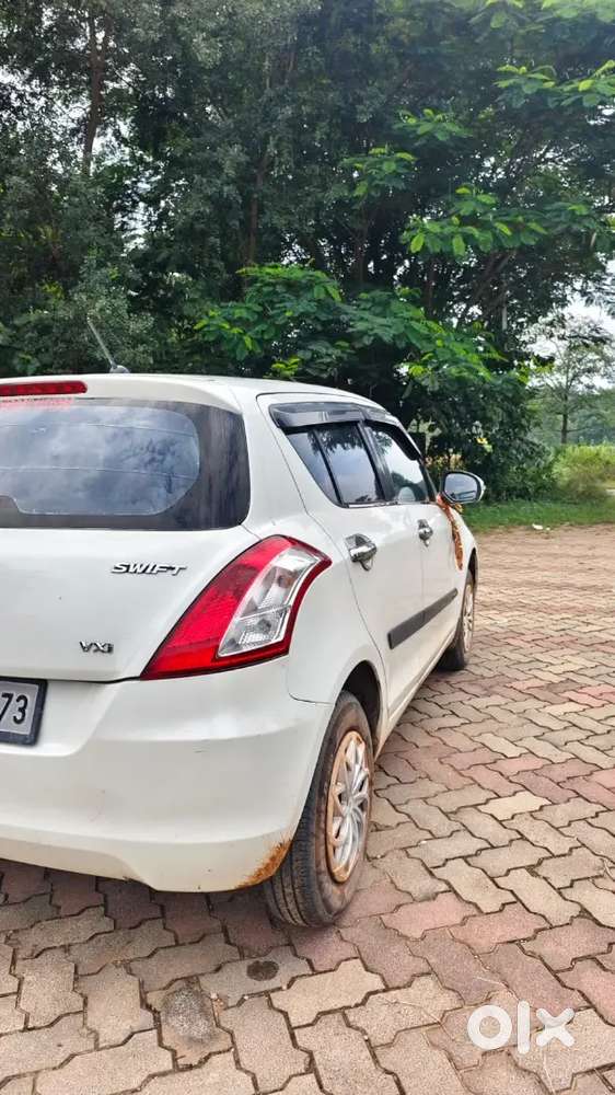 Maruti Swift 1.2 Vxi 2015 Petrol