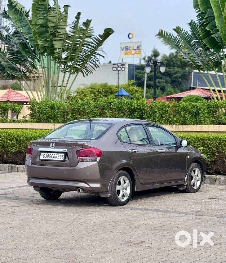 Honda City V Mt Exclusive, 2011, Cng & Hybrids