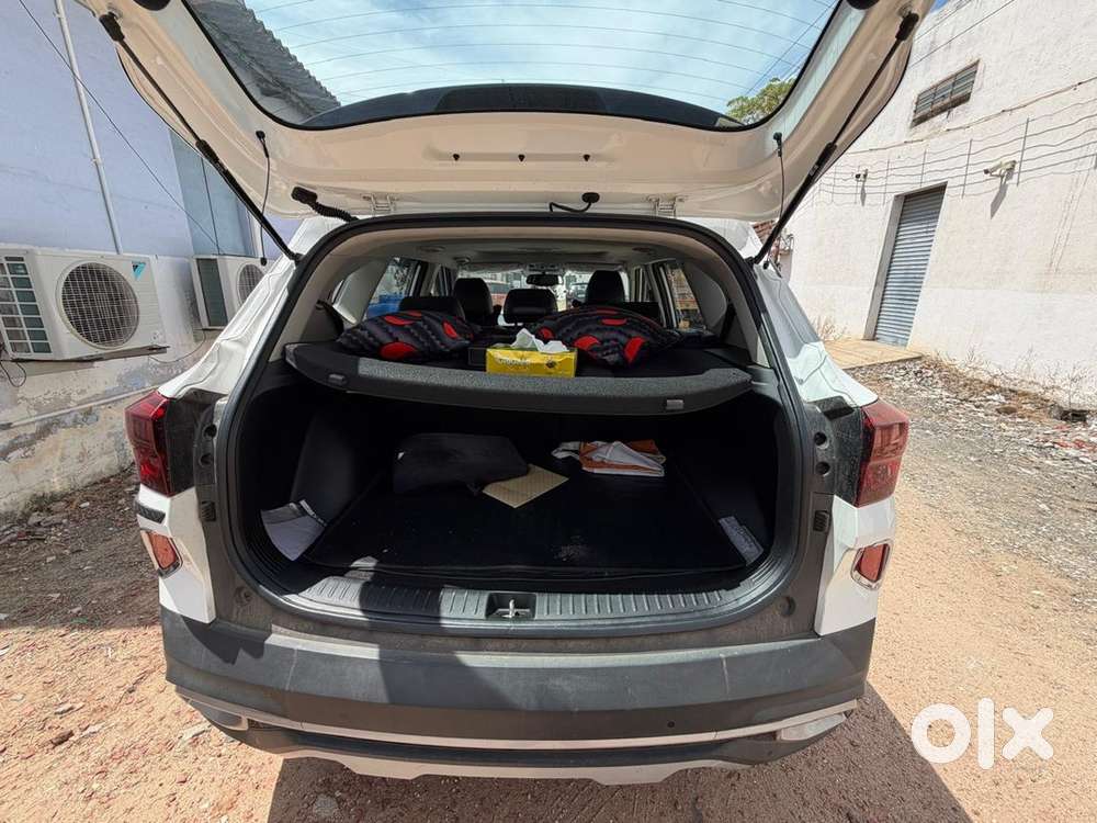 Kia Seltos 2052 Petrol At