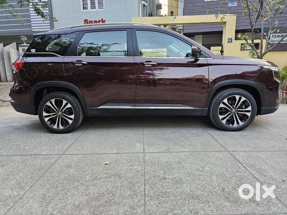 Mg Hector Plus Sharp Pro 1.5 Turbo Petrol Cvt 6 Str Dual Tone, 2022,..