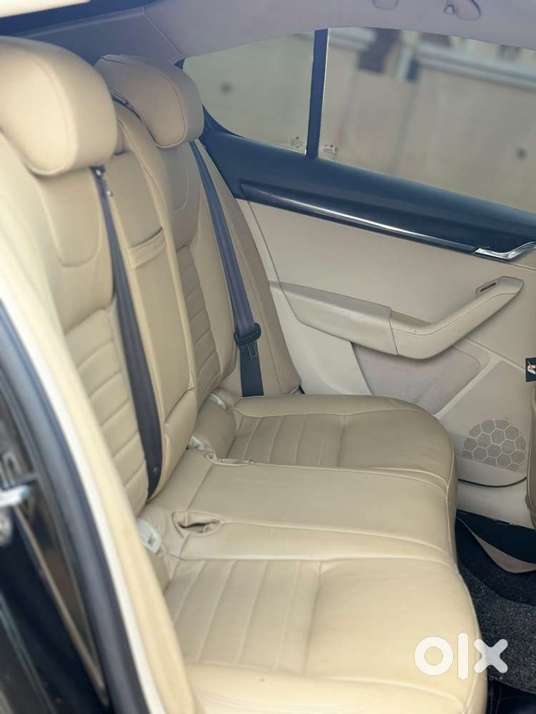Skoda Octavia Style Plus 2.0 Tdi At, 2015, Diesel