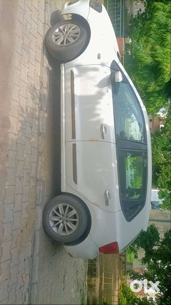Volkswagen Polo 2015 Year