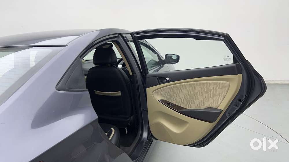 Hyundai Verna Fluidic 1.6 Vtvt Sx Automatic, 2014, Petrol