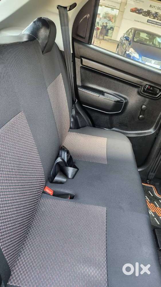 Maruti Suzuki S-presso Vxi At, 2020