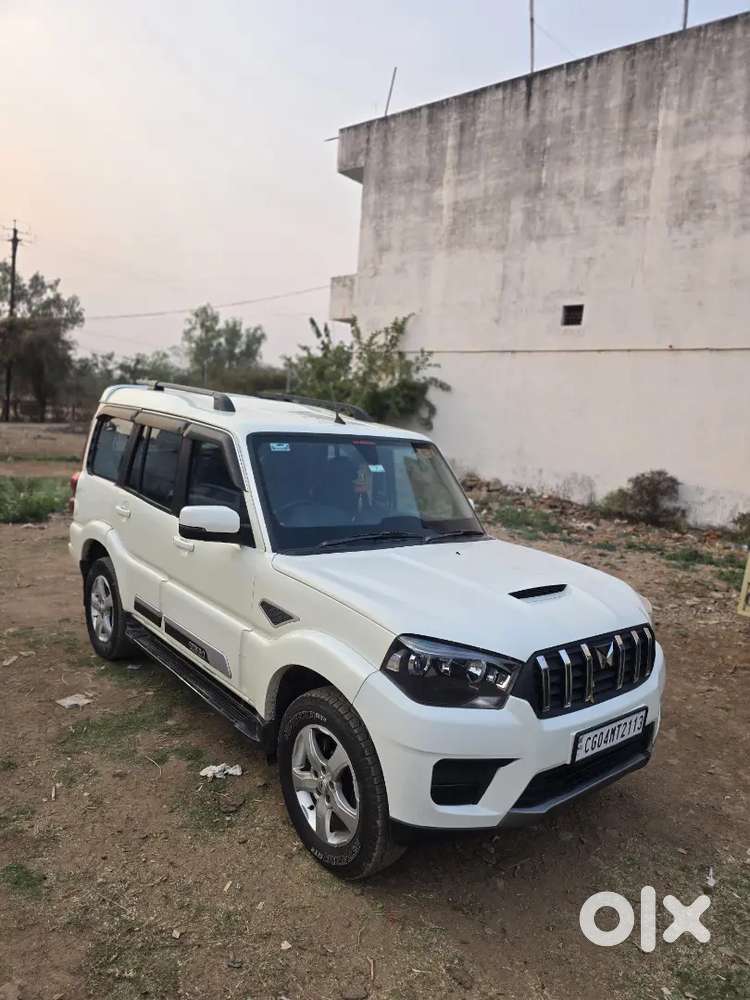 गाड़ी मे कुछ काम नही