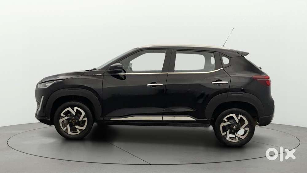 Nissan Magnite 1.0 Xv, 2022, Petrol
