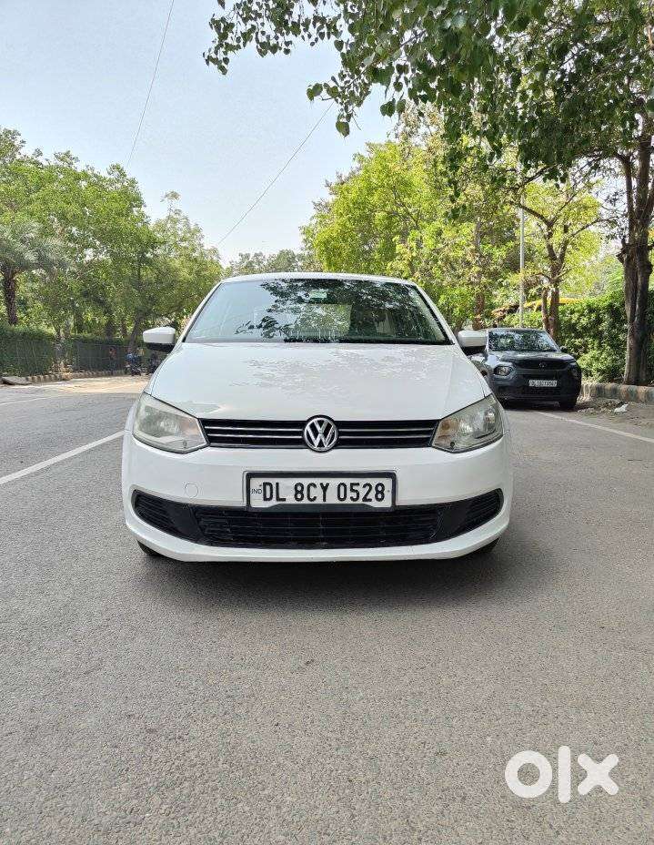 Volkswagen Vento 2010-2013 Petrol Trendline, 2011, Petrol