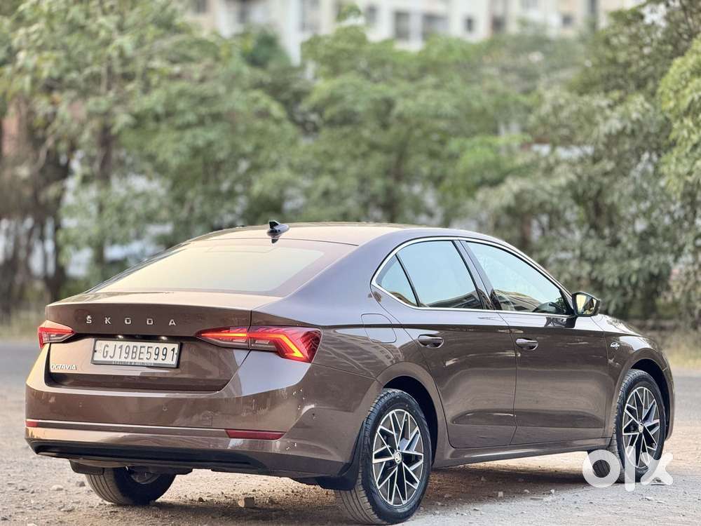 Skoda Octavia 2.0 L K Tsi At, 2022, Petrol