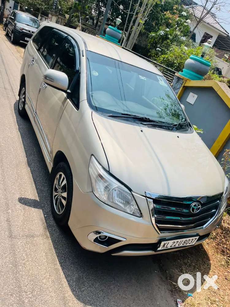 Toyota Innova 2015 Diesel Well Maintained