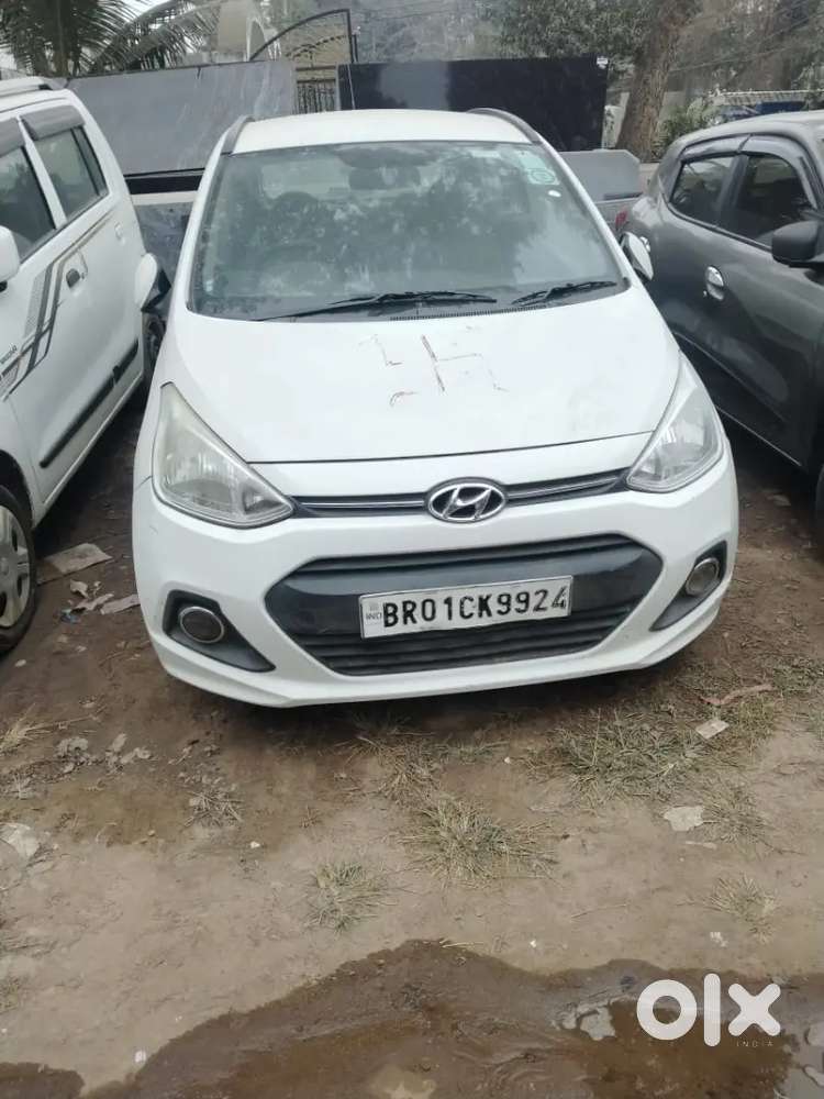 Hyundai Grand I10 2015 Petrol Well Maintained