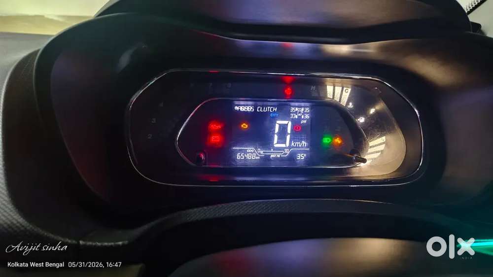 Tata Nexon Xz+ S Top Notch