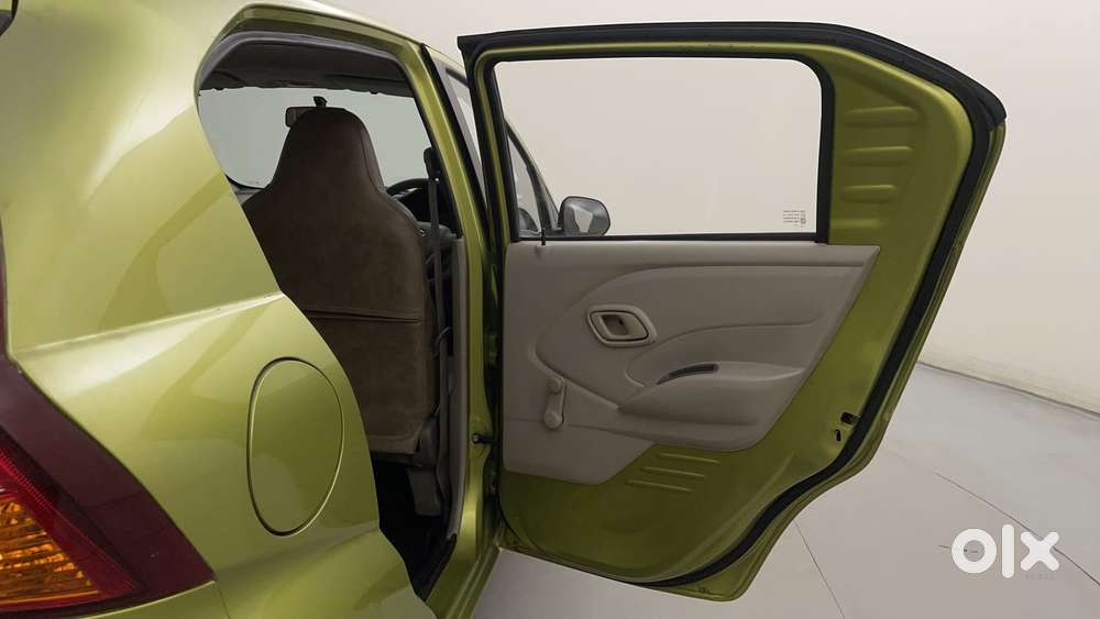 Datsun Redigo T Option, 2016, Petrol