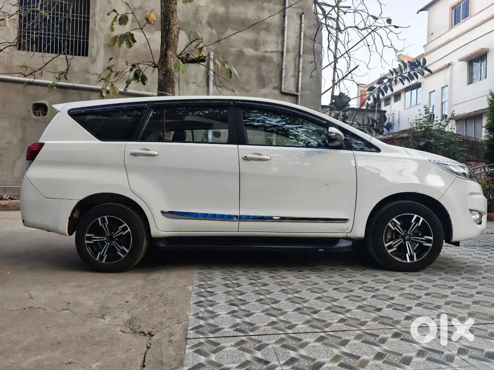 Toyota Innova Crysta 2024 Diesel Well Maintained