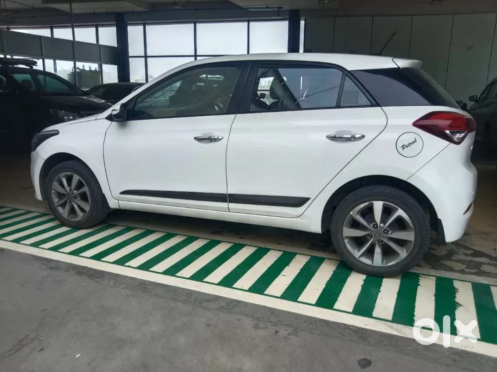Hyundai Elite I20 Asta Option, 2017, Petrol
