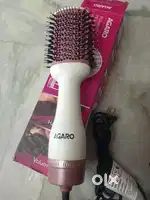HAIR DRYER WITH COMB
