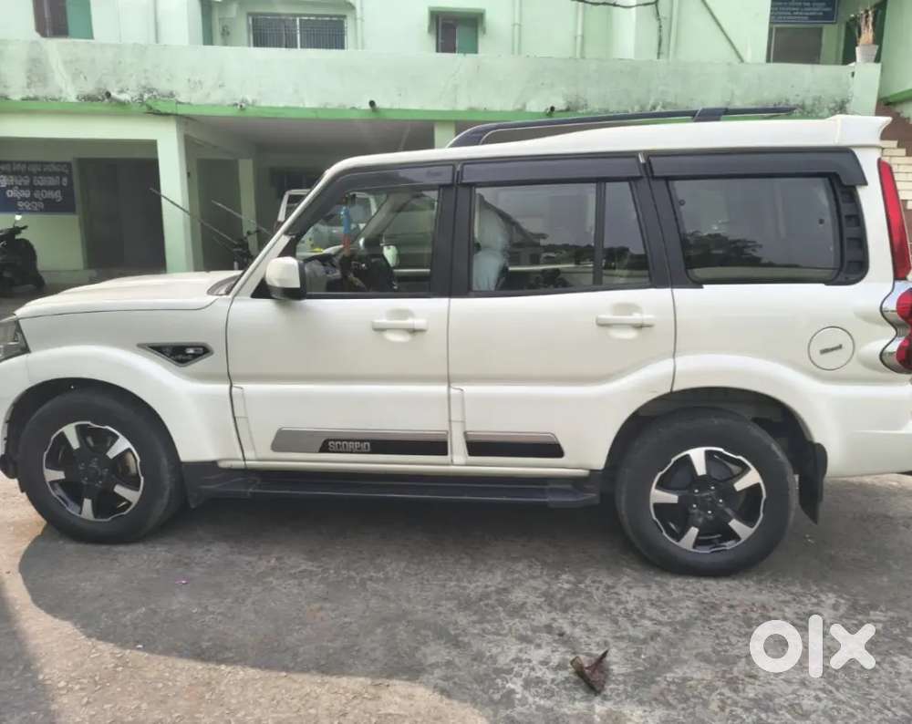 Mahindra Scorpio Classic 2023 Diesel Well Maintained