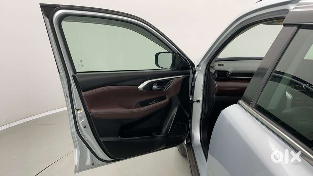 Maruti Suzuki Grand Vitara 1.5 Alpha Smart Hybrid, 2022, Petrol