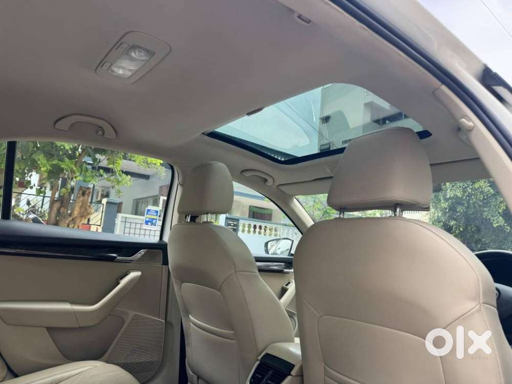 Skoda Octavia 1.8 Tsi At Style Plus, 2017, Petrol