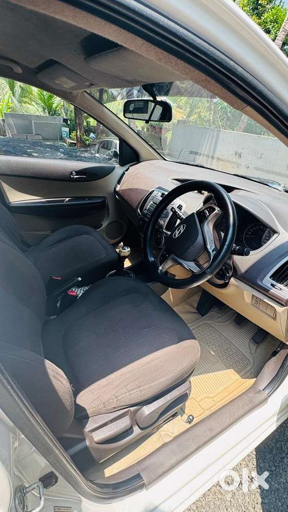 Hyundai I20 2012 Diesel 165000 Km Driven