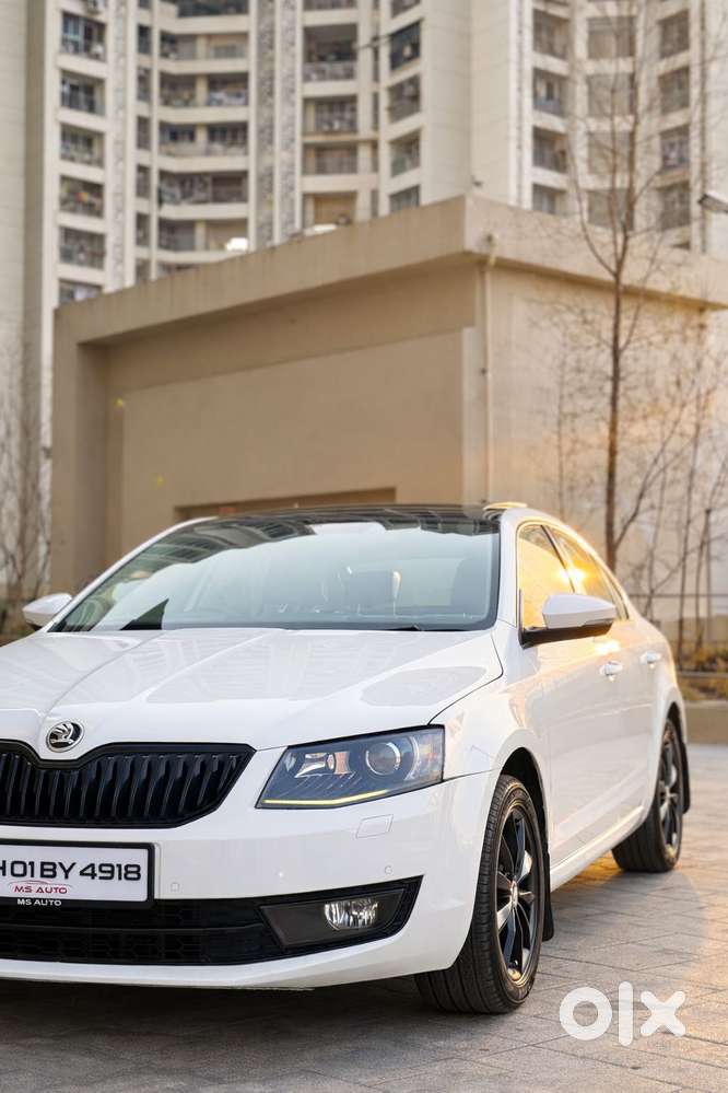 Skoda Octavia 2013-2017 Style Plus 1.8 Tsi At, 2015, Petrol