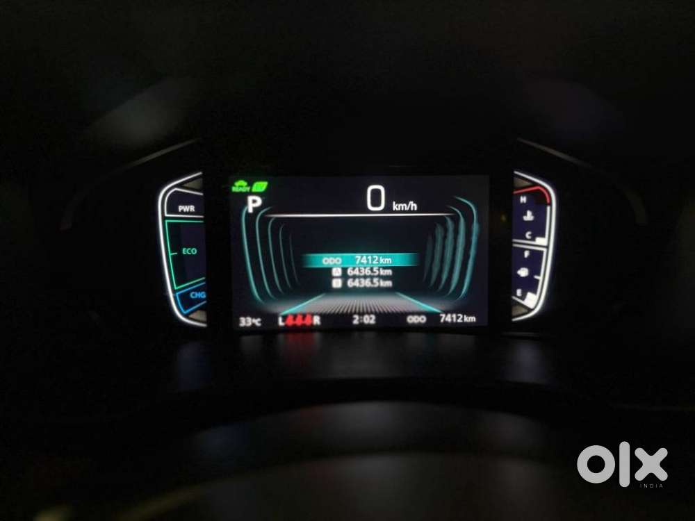 Maruti Suzuki Grand Vitara 1.5 Zeta Plus Intelligent Hybrid Ecvt, 20..