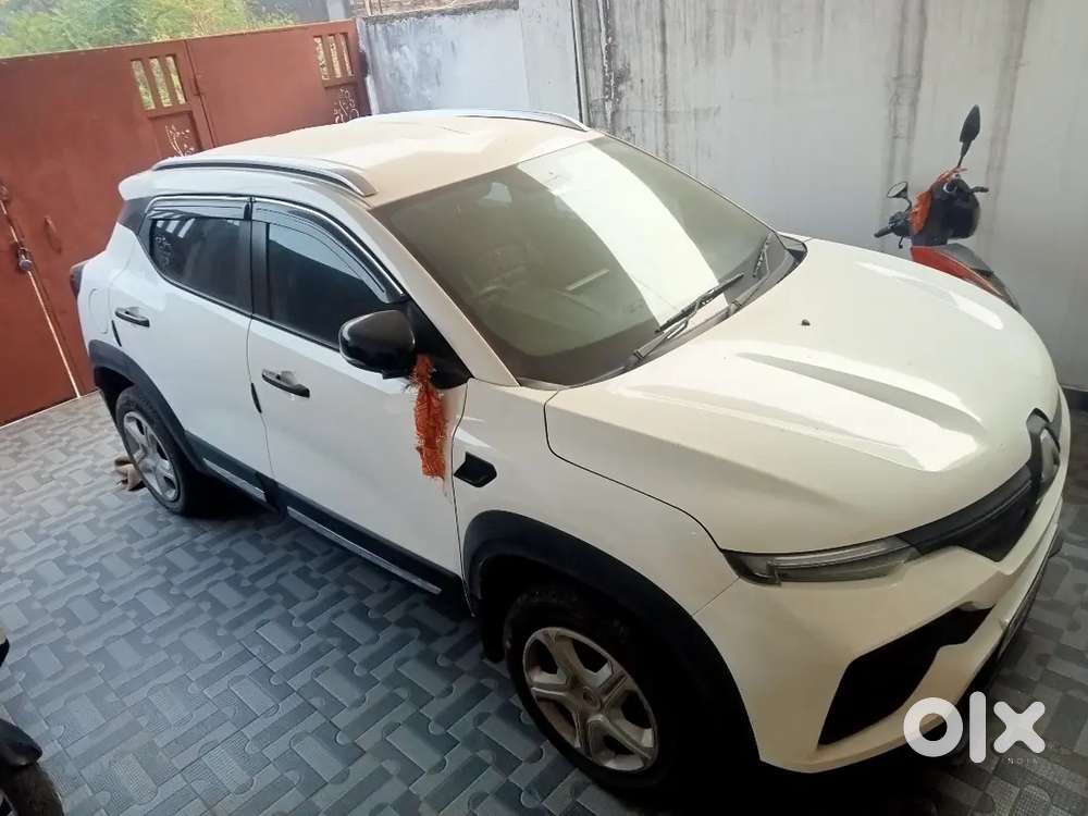 Renault Kiger 2024 Petrol 14000 Km Driven