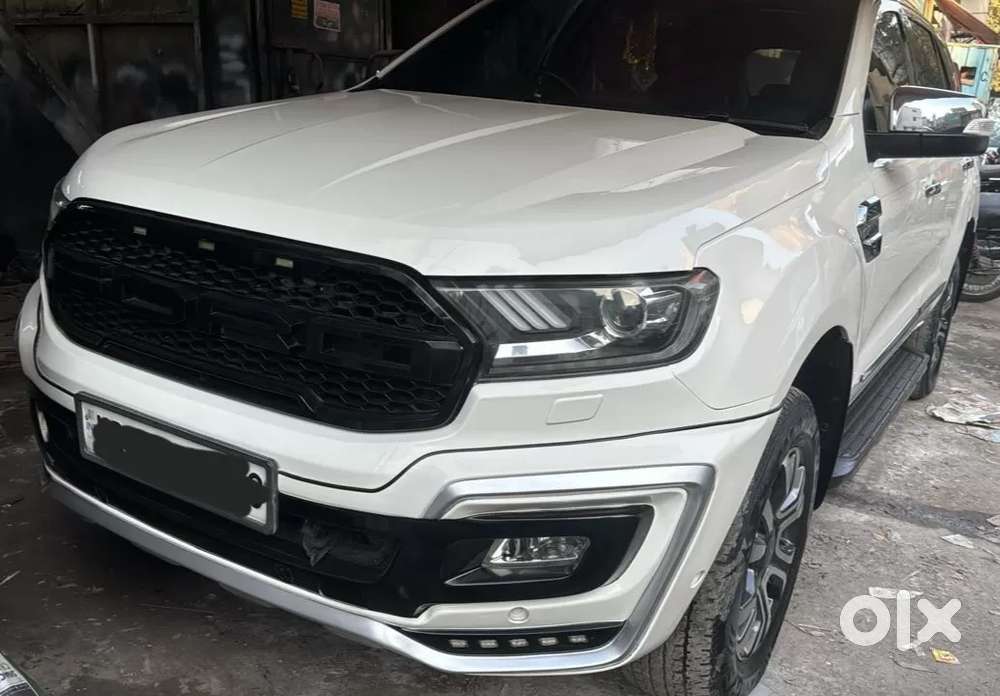 Ford Endeavour 3.2 Titanium At 4x4, 2017, Diesel