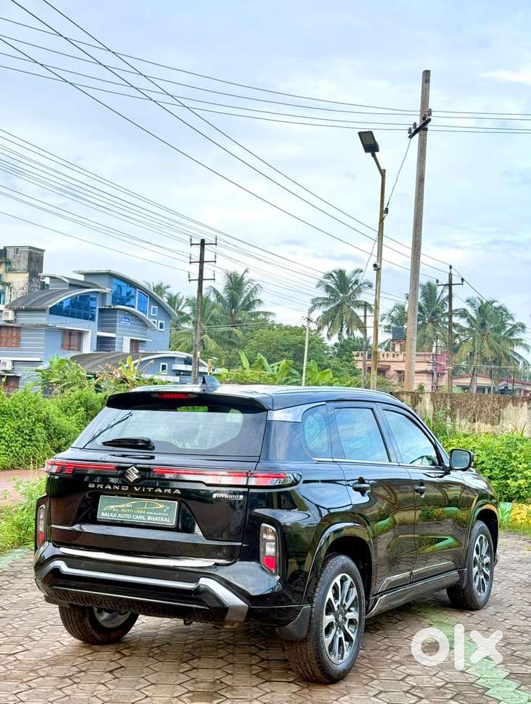 Maruti Suzuki Grand Vitara 1.5 Alpha Plus Intelligent Hybrid Ecvt, 2..