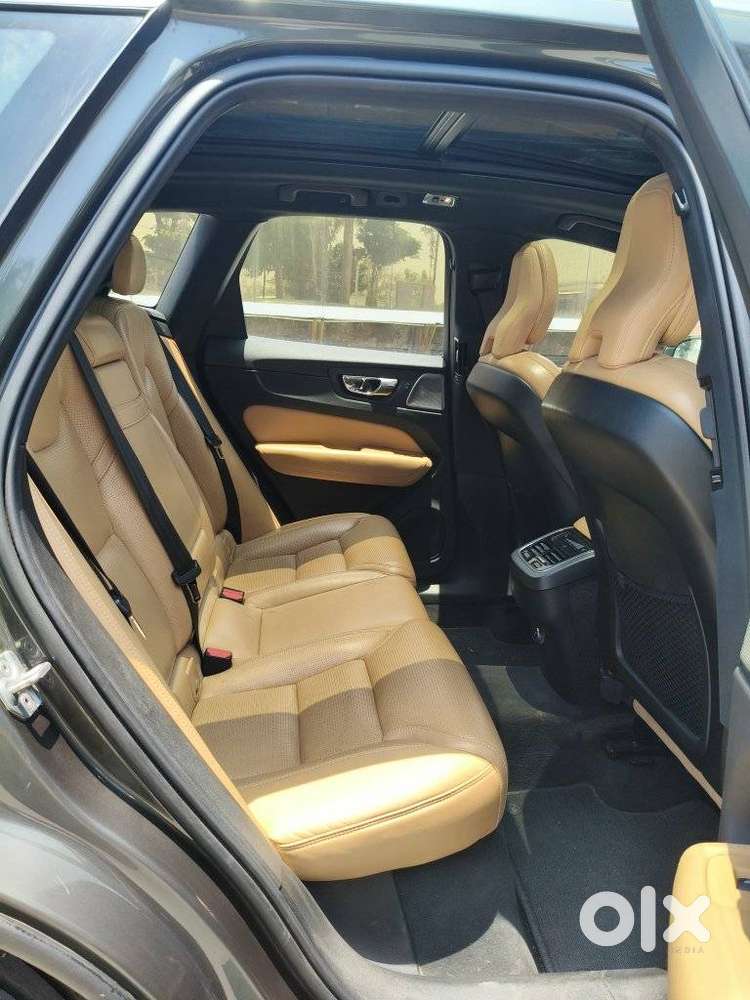 Volvo Xc60 D5 Inscription, 2019, Diesel