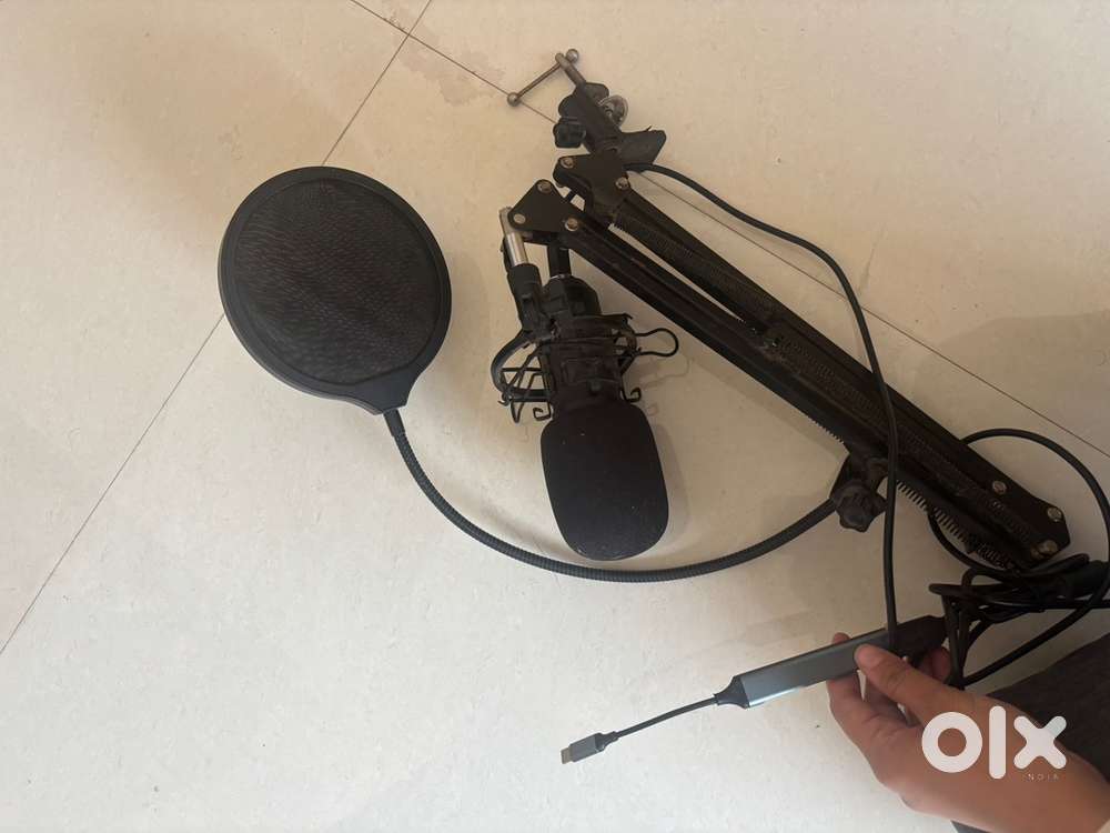 Maono Condenser Mic and home recording setup