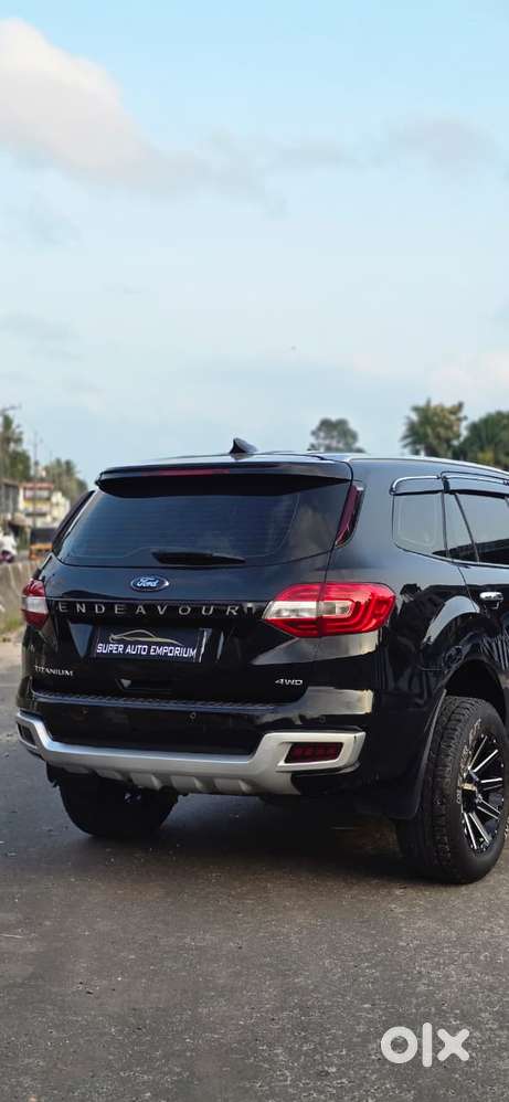 Ford Endeavour 3.2 Titanium At 4x4, 2017, Diesel
