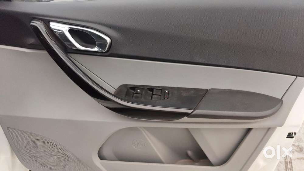 Tata Tiago 1.2 Revotron Xza, 2020, Petrol