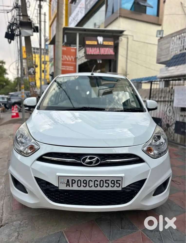 Hyundai I10 2012 Petrol 65000 Km Driven
