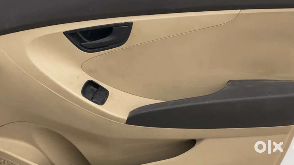 Hyundai Eon Magna +, 2017, Petrol