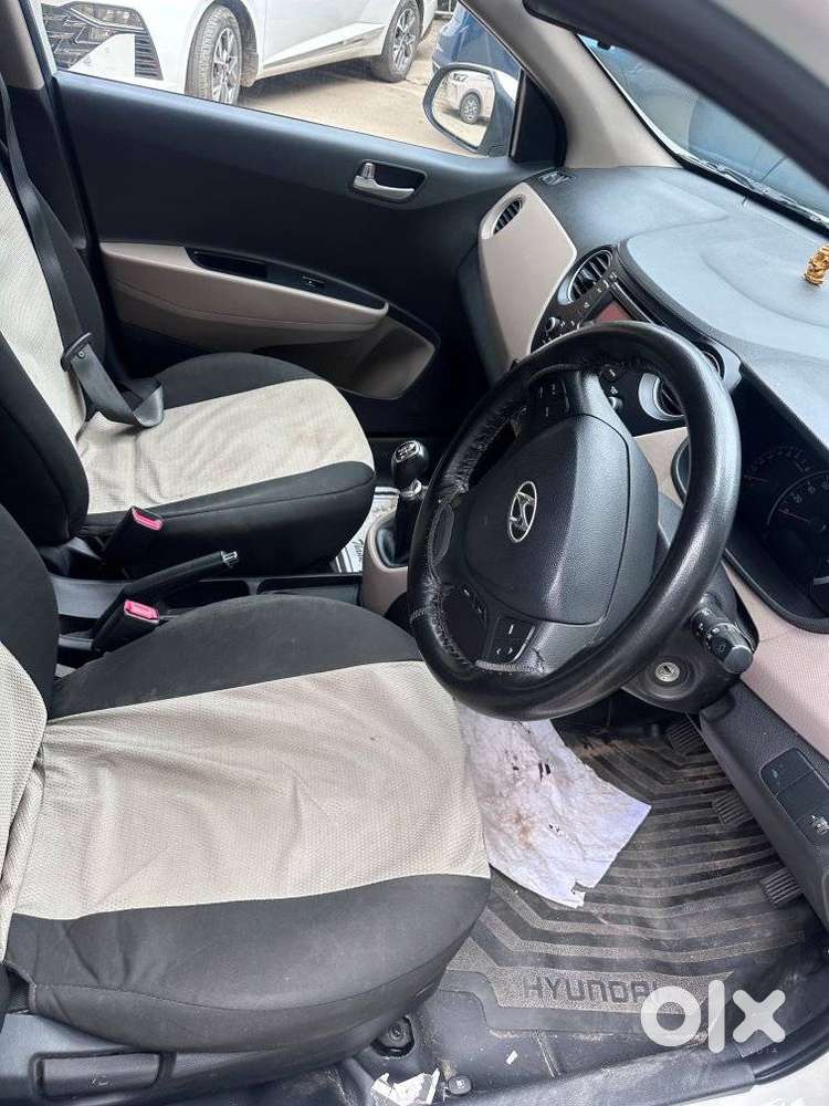 Hyundai Grand I10 Sportz 1.2 Kappa Vtvt, 2015, Petrol