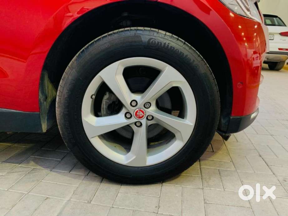 Jaguar F-pace Prestige 2.0 Petrol, 2019, Petrol