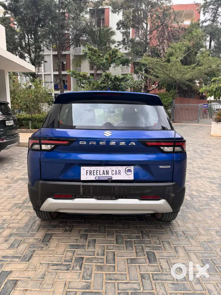 Brezza Automatic 2022 Smart Hybrid